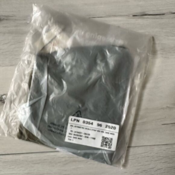 Fabletics Asymmetrical Double Strap Midi Bra Size L Dark Moss NWT in packaging - Picture 4 of 5